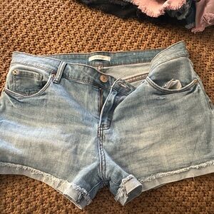 Size 12 inseam 2.5”